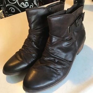 Dark Brown BareTraps Booties Size 11